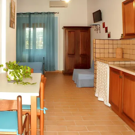 Charming In - 28 M² Terrace Apartment